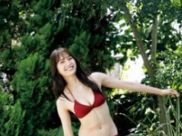 『小山璃奈カレンダー2022.4-2023.3』⒞ワニブックス