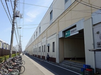 都営三田線・西高島平駅（Nyao148さん撮影, Wikimedia Commons