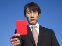 うわードン引き……会社でおかしいと思った男性の服装8