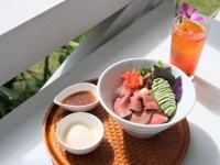 アラサー編集部員が現地調査。石垣島女子旅におすすめの「最新グルメ」とは