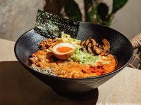 インスタで紹介するから無料で食事をさせろと言ったインフルエンサーに対する店の対応