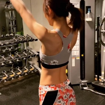 インスタグラム：熊田曜子(@kumadayoko)より