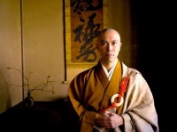 海禅寺副住職・薬師寺寛邦さん（画像提供：iroha records キッサコ）