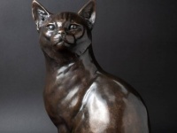 大学を我が家に選んだ猫、14年間住み続け存命中に銅像が設置される
