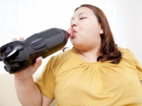 太っている人が好きそうな飲み物4つ