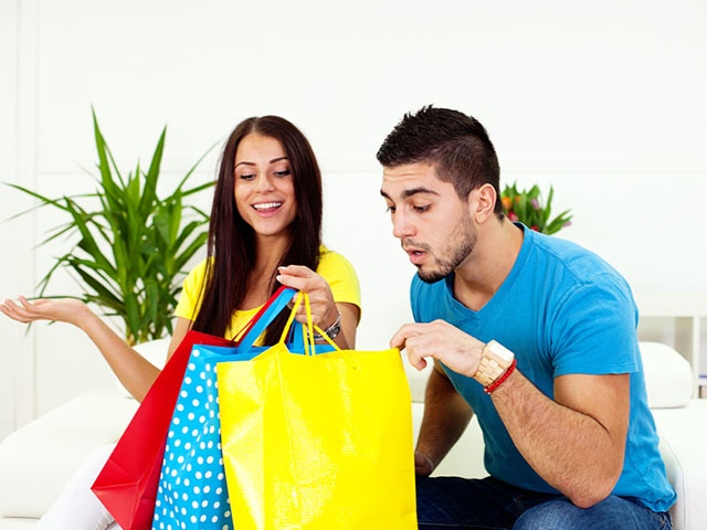 何で口コミを信じるの？男性が「理解不可能」な女性の買い物5つ