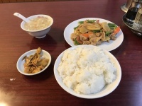 じゃがいもと豚肉の炒めもの定食