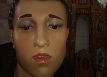 美を追求しすぎちっち？「聖パドヴァのアントニオの像」をオネエっぽくしたとして宗教団体が激怒(コロンビア)