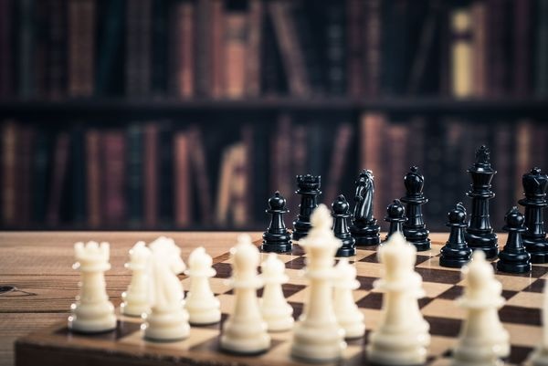 人生ゲームだけじゃない！ 意外と奥深いボードゲームに世界へご招待！【学生記者】