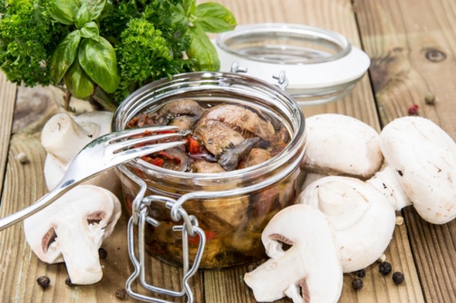 iStock_000024823002_Small