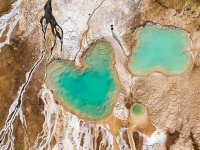 まるで異世界。ドローン撮影した死海の写真は地球の奥深さを見せていた（イスラエル・ヨルダン）