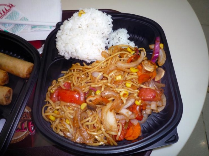 カタール