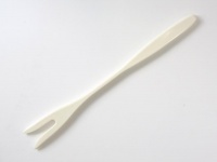 これがパスタ専用フォーク（三義漆器店公式サイト