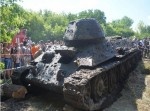 第二次世界大戦時代の戦車を川底で発見。しかも今でも使えるらしい