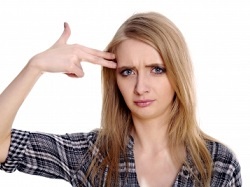 パンツに穴、コンドーム100個！？ひとりエッチ「初挑戦」の失敗談