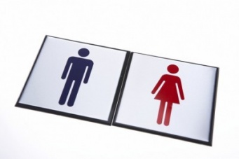 男性の本音！　デートで女性がお手洗いにかける時間、どのくらいまで待てる？⇒「10分。化粧直しの時間も含めて」