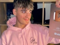 TomASMRの公式インスタグラムより