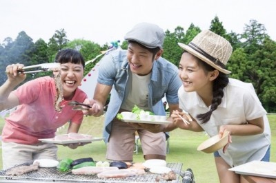夏は出会いの季節！　女性が、出会いを求めて行きたい場所3選