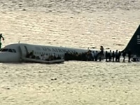 「人生が変わった」飛行機不時着水事故「ハドソン川の軌跡」から15年。再会した乗客らが語る