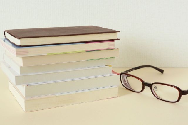 世界中で最も読まれている本はこれ！人気の本ランキングトップ10！