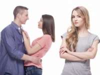 実はチャンス!?　彼女ができた元カレと復縁する方法