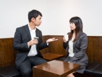 「恋愛相談」は同性と異性どちらにする？　男性の●％「主に異性」
