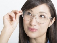 男のツボにマッチ!?　地味なのになぜかモテる女性の特徴