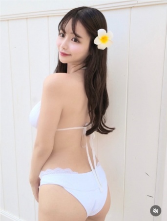 Instagram:新田妃奈(@hinanitta.official)より
