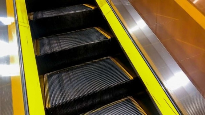 息子を先に行かせていたら......(画像はイメージ)