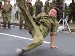自衛隊による「千本桜」演奏！　ブレイクダンスがカッコいい