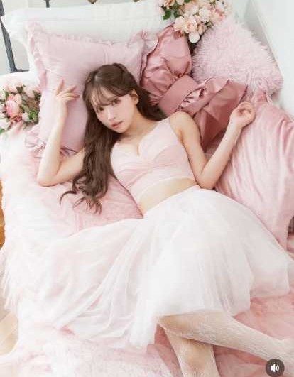 Instagram:三上悠亜(@yua_mikami)より