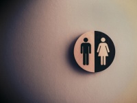 トイレの夢を見た人は「幸せになれる理由」
