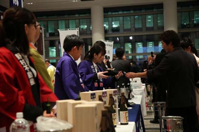 過去の試飲会の様子