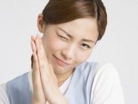 ごめぇ～ん、今月ピンチなの！　彼女からお金を貸してほしいとお願いされたら……。