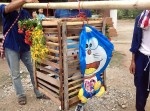 【タイ】雨乞いの儀式で、なぜかドラえもんが生け贄に！？