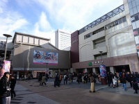 現在の秋葉原駅前（Takaya tanabeさん撮影、Flickrより）