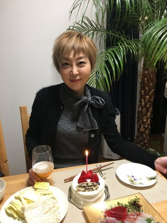 室井佑月公式ツイッターより　https://twitter.com/YuzukiMuroi