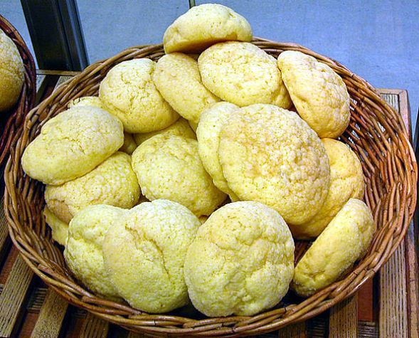 メロンパン(小太刀さん撮影、Wikimedia Commonsより)