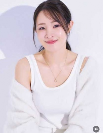 Instagram:大沢あかね(@oosawa_akane.official)より