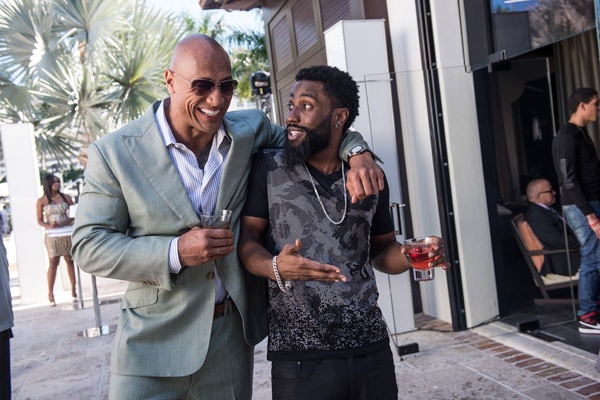 ロック様のスマイル全開な予告編がアツすぎる！全米大ヒット『Ballers／ボウラーズ』Huluで配信開始