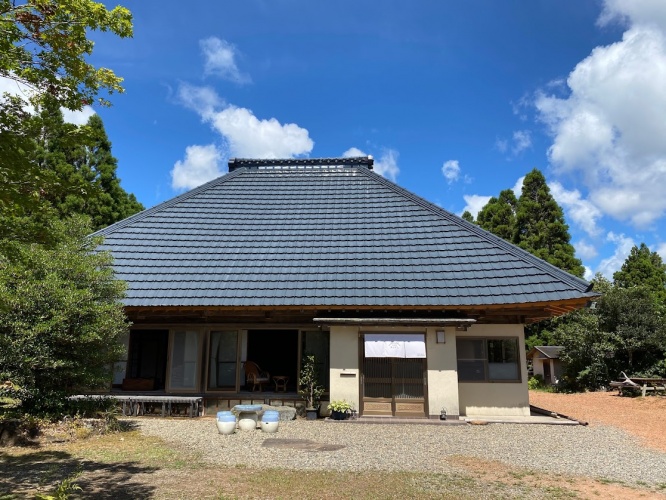 ブームに沸く「一棟貸し」で、いま勝ち残るビジネスモデル ――1000坪の古民家再生にみる、地方宿泊のニーズ変化と運営のリアル