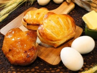 焼きたてパイいかが？