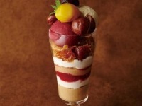 秋パフェ、デビュー
