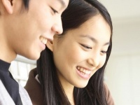 これでバレちゃう？　「好きな男性」と「興味ない男性」との接し方の違い
