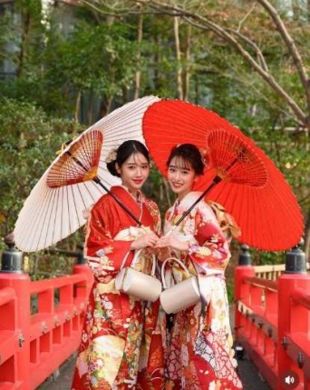 Instagram:藤岡舞衣(@mai_fujioka_official)より