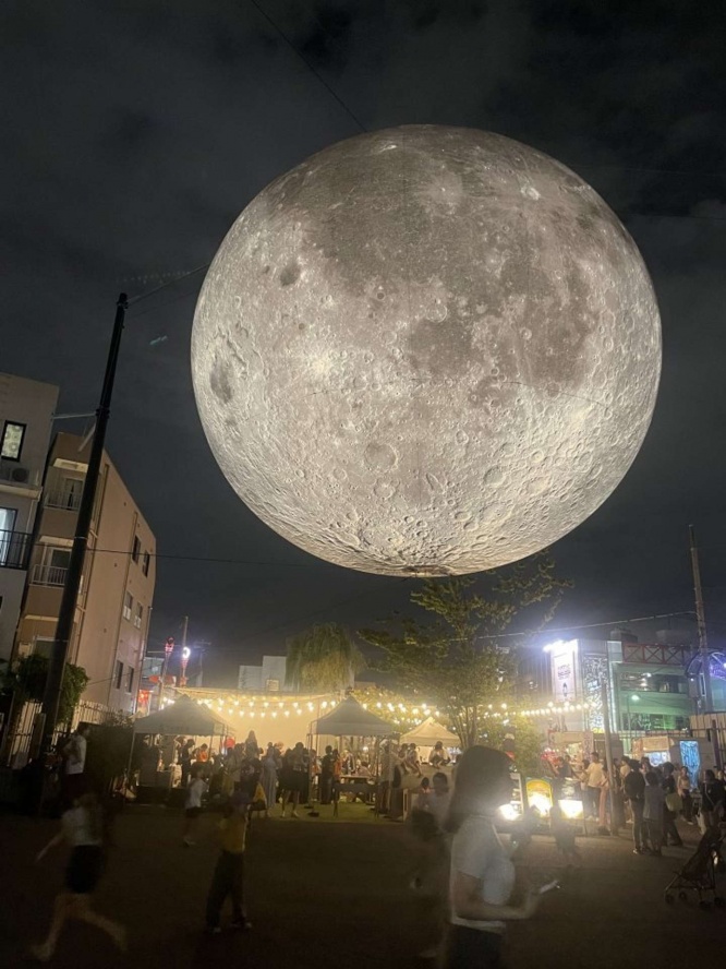 NASAの月面写真が基（画像は再掲）