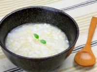 おかゆだけじゃない！　風邪を引いたときに彼女に作ってほしいメニュー4選