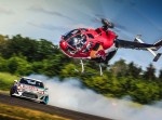 圧巻の対決！　トヨタ車ｖｓヘリコプターのバトルがスリリングすぎる