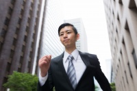 華麗なる転身!? 一流芸能人の意外な前職13選「とんねるず石橋→ホテルマン」「藤井フミヤ→鉄道職員」