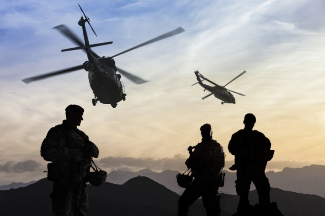 人工皮膚で兵士を透明にする、熱センサーをも欺くカモフラージュ技術が開発される